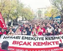 Bu ne iş başkan | İzmir’de maaş krizi: İşçiler eylem kararı aldı