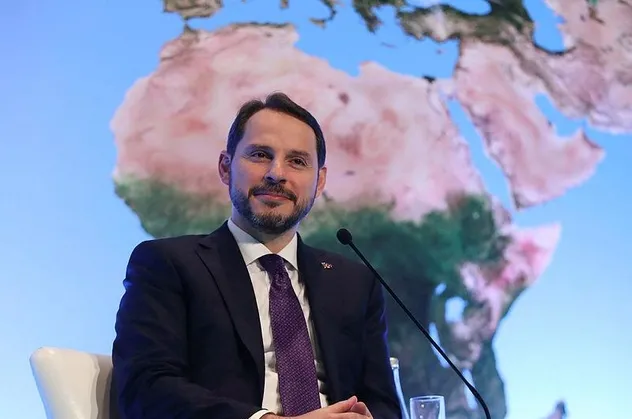 Bakan Berat Albayrak ve ailesi "Geleceğe Nefes" seferberliğine katıldı