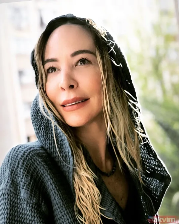 Ahu Sungur “Oyunculuk kim daha çıplak yarışı değil” dedi! Gözler onlara çevrildi: Hande Erçel, Pınar Deniz, Dilan Çiçek Deniz, Özge Özacar... - 2