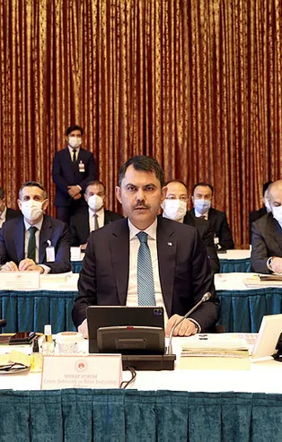 Bakan Kurum Meclis'te HDP'li vekillere haddini bildirdi: Sırtını mafyaya, FETÖ'ye, PKK'ya dayayıp...