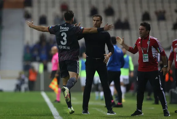 besiktas-giresunsporu-tayyip-talha-sanucun-muhtesem-rovesata-goluyle-yendi-1665256924852.jpg Beşiktaş Giresunspor'u Tayyip Talha Sanuç'un muhteşem röveşata golüyle yendi-2