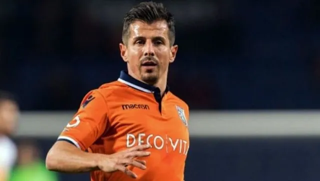 Emre Belözoğlu, Fenerbahçe'ye dönecek mi? İşte Fenerbahçe transfer haberleri-3