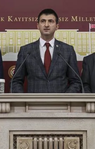 CHP'den istifa eden İzmir Milletvekili Mehmet Ali Çelebi'den Kemal Kılıçdaroğlu ve Özgür Özel'e hodri meydan