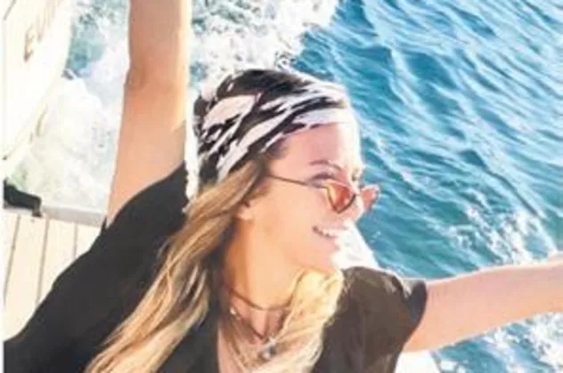 İvana Sert tatil rotasını değiştirdi! Bu kez Bozcaada'ya gitti