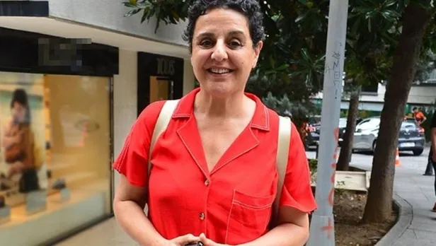 bahar-korcan-kimdir-kac-yasindaydi-unlu-moda-tasarimcisi-bahar-korcan-neden-oldu-hastaligi-neydi-1636614750293.jpg Bahar Korçan kimdir, kaç yaşındaydı? Ünlü moda tasarımcısı Bahar Korçan neden öldü, hastalığı neydi?-3