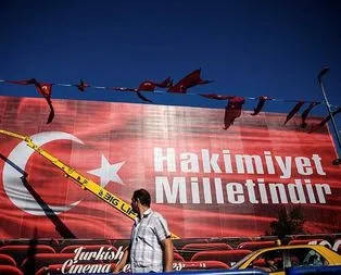 AKM’ye dev Hakimiyet Milletindir pankartı