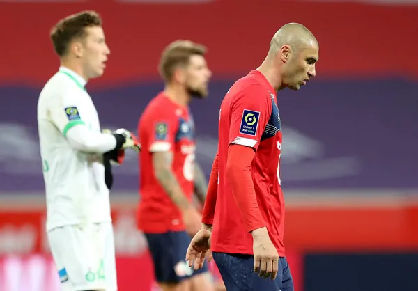 burak-yilmaz-bugun-suskun-lille-saint-etienne-ile-golsuz-berabere-kalmasina-ragmen-son-haftaya-lider-girdi-1621201408419.jpg