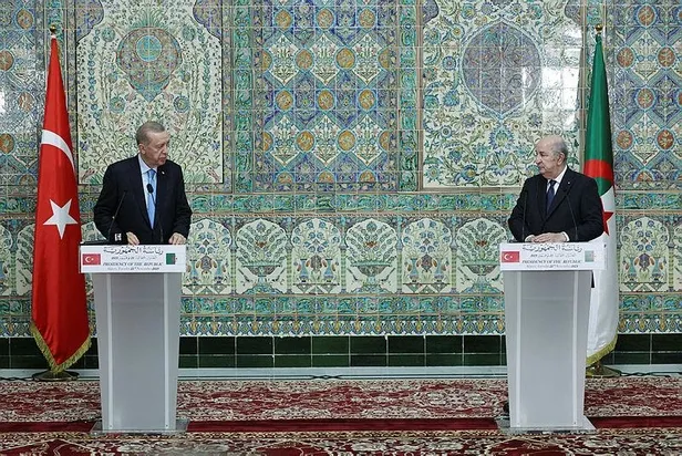 baskan-erdogan-ve-cezayir-cumhurbaskani-tebbun-ortak-basin-aciklamasinda-bulundu-1700579180006.jpeg Başkan Erdoğan ve Cezayir Cumhurbaşkanı Tebbun ortak basın açıklamasında bulundu-2