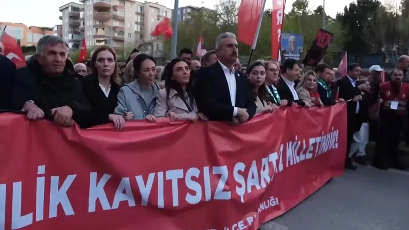 asil-ahlak-yasasi-chpye-lazim-belediyelerden-yolsuzluk-ve-rusvet-fiskiriyor-1776203252220.jpeg Asıl "ahlak yasası" CHP'ye lazım: Belediyelerden yolsuzluk ve rüşvet fışkırıyor-5