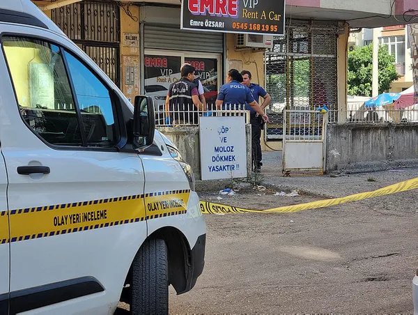 adanada-eski-milli-atlet-ahmet-pekyene-komsu-kursunu-av-tufegiyle-olduruldu-1656927015736.jpg Adana'da eski milli atlet Ahmet Pekyen'e komşu kurşunu! Av tüfeğiyle öldürüldü-2