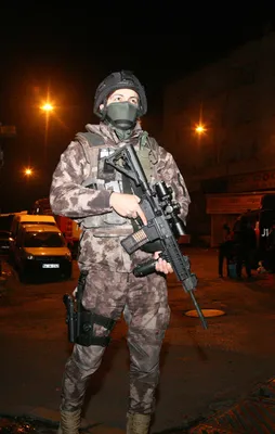 Zehir tacirlerine operasyon