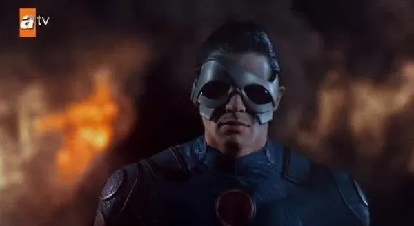 AKINCI Hollywood'a tur bindirdi! Onların Batman'i varsa bizim de Akıncımız var...-9