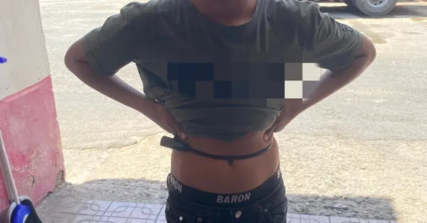 mardinde-celik-bisiklet-kilidini-beline-kilitleyen-cocugu-itfaiye-kurtardi-1655211582067.jpg Mardin'de çelik bisiklet kilidini beline kilitleyen çocuğu itfaiye kurtardı-3