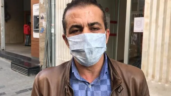 SON DAKİKA: İstiklal Caddesi'nde sosyal mesafe kavgası: İki kişi tekme tokat birbirine girdi-5