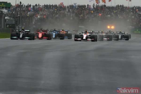 Formula 1 İstanbul Grand Prix'sinin kazananı belli oldu! Zafer Mercedes pilotu Valtteri Bottas'ın - 23
