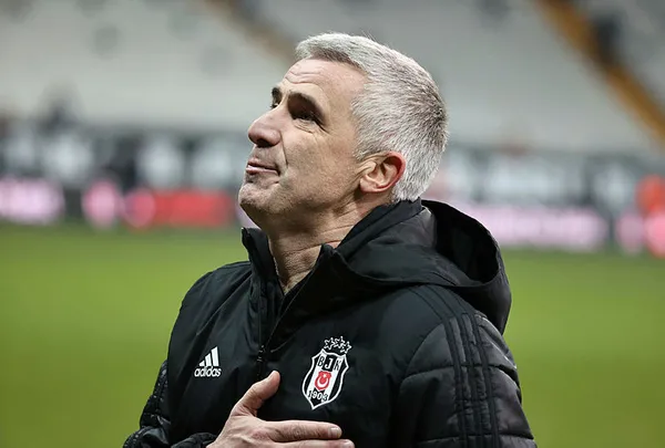 onder-karaveli-besiktas-goztepe-macinin-ardindan-gozyaslarina-hakim-olamadi-vazgecmeyen-bir-besiktas-var-1640292638601.jpg Önder Karaveli Beşiktaş Göztepe maçının ardından gözyaşlarına hakim olamadı: Vazgeçmeyen bir Beşiktaş var-4