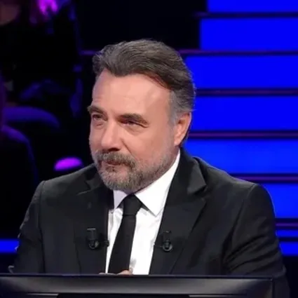 Besledik büyüttük danayı şeklinde başlayan atasözünün devamında hangisi söylenir?