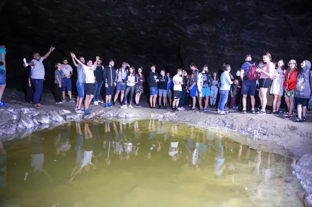 Iğdır'daki Tuz Dağı turistlerin yeni adresi oldu-6