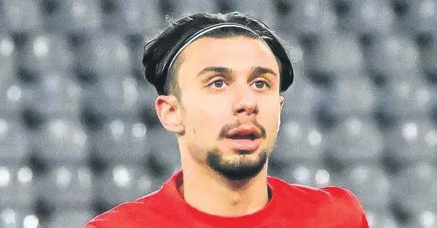 Okan Buruk, Berkay Yılmaz ile görüştü! Yıldız futbolcu kararını verdi