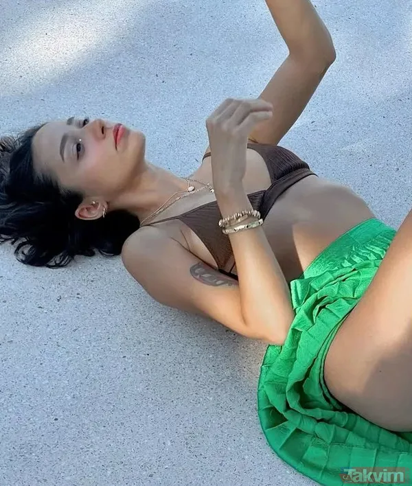 Zeynep Bastık önce bikinili pozunu sonra da yatak pozunu paylaştı 'dumplandınız' Eski eşi Tolga Akış'ın adı Çağla Şıkel'le anılıyordu - 11