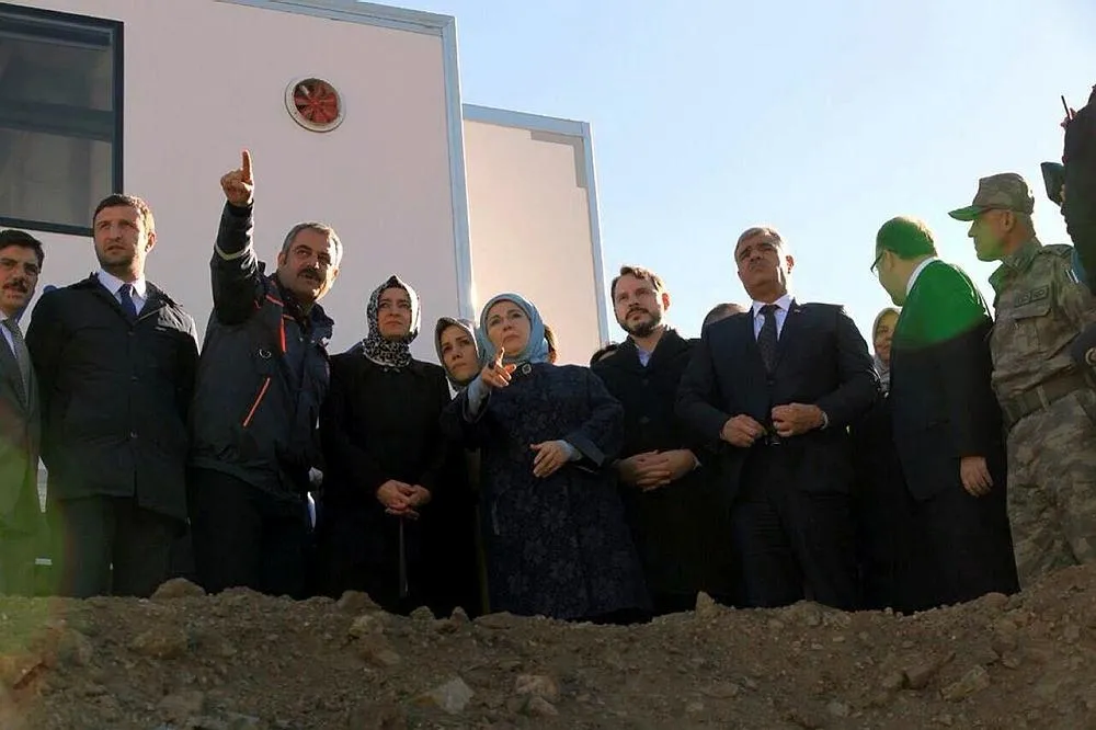 Emine Erdoğan, Siirt'teki maden faciası bölgesinde-8