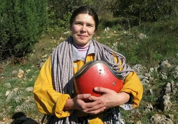 Ukraynalı dağcı Yana Kryvoshei Antalya'da tırmanış sırasında düşerek yaşamını yitirdi: Cansız bedenini helikopter taşıdı-1