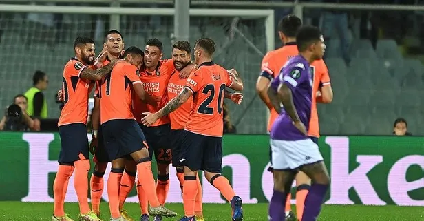 Fiorentina'nın konuğu olan temsilcimiz Başakşehir 1-0 öne geçtiği karşılaşmadan 2-1 mağlup ayrıldı