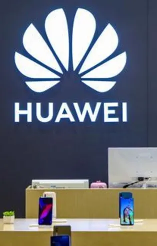 Huawei yaptırımına Facebook da katıldı