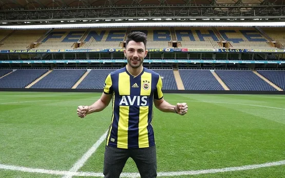Serdar Aziz ve Tolgay Arslan camiaya ilk mesajı verdi: Yüreğimizin götürdüğü yere gittik - 2