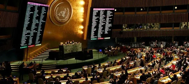 ABD ve İsrail dünyanın tokadını yedi