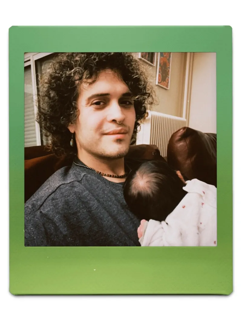 o-ses-turkiye-sampiyonu-emre-sertkaya-baba-oldu-1773820026734.jpg O Ses Türkiye Şampiyonu Emre Sertkaya baba oldu-3