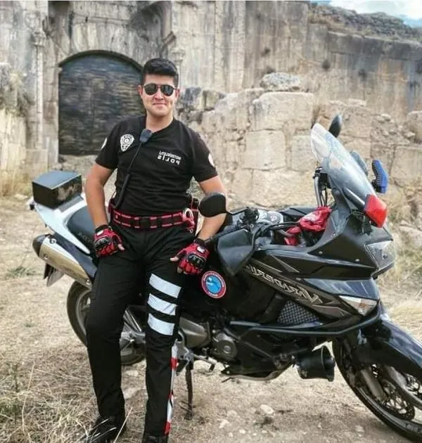 SON DAKİKA: Cevap vermeyince çilingirle girdiler: Bucak'ta görevli polis memuru evde ölü bulundu-4