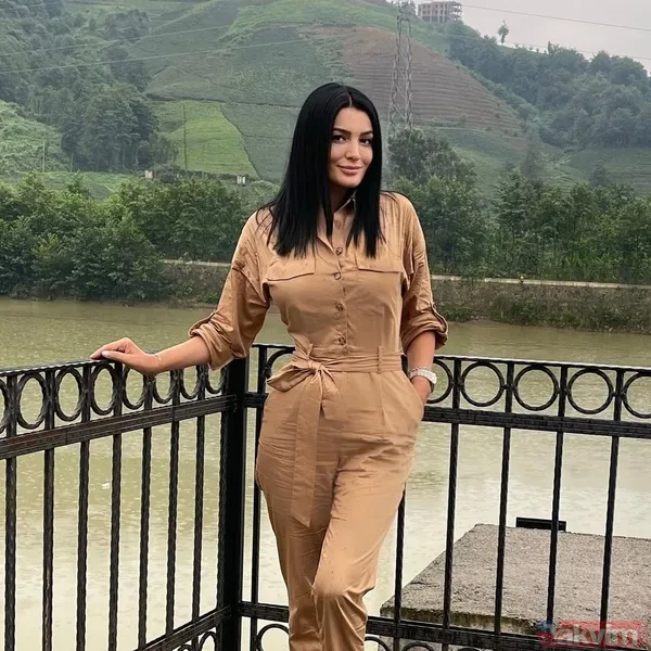 Masterchef'e katıldı yarışmayı unutturdu! Aleyna Tilki'nin annesi Havva Öztel'in attığı her adım olay 'Aleyna'nın pabuç dama...' - 14