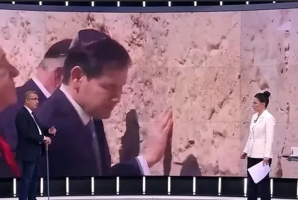 Gazze’de katliam Aksa’da kazı