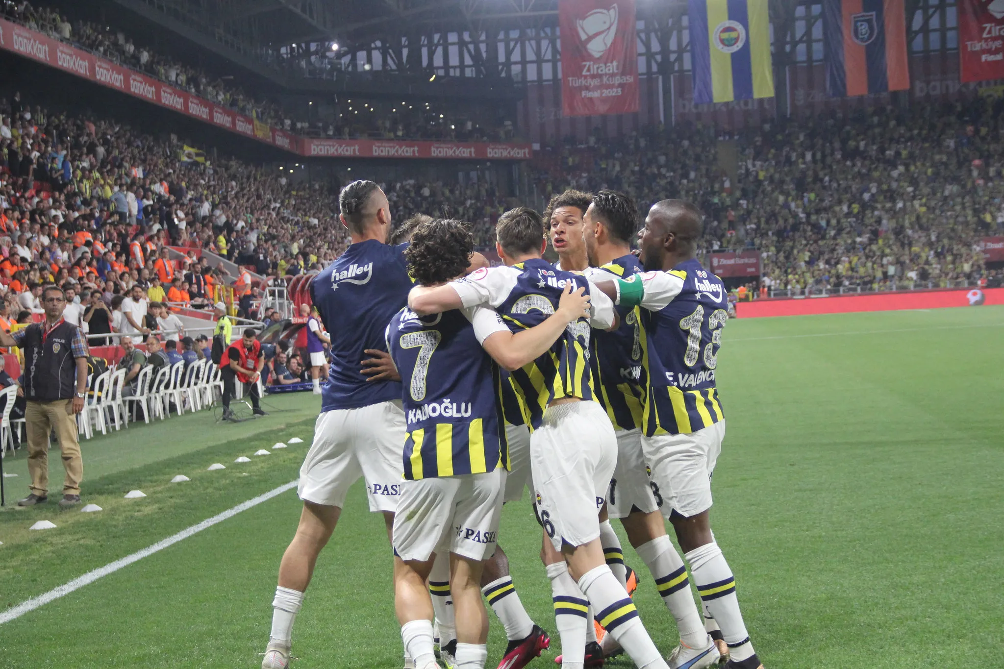 Fenerbahçe'den 'Çizme' operasyonu! İşte hedefteki isimler - 2