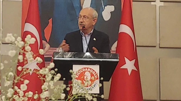 61lik-masaya-nur-topu-gibi-bir-kriz-daha-kilicdaroglu-rest-dedi-adaylik-icin-ilk-somut-adimi-atti-aksener-ne-t-1656277550880.jpeg