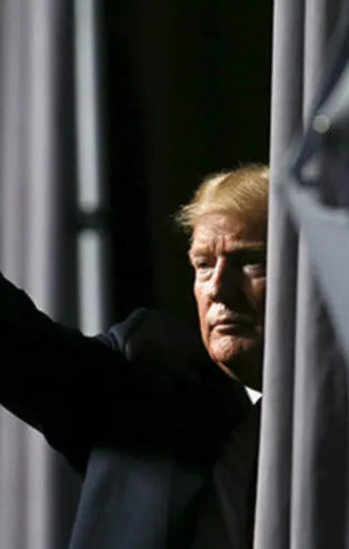 Trump'tan flaş 'azil' açıklaması