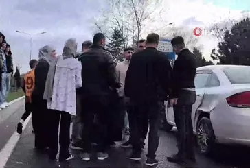 3 aracın karıştığı kazada 4 kişi yaralandı