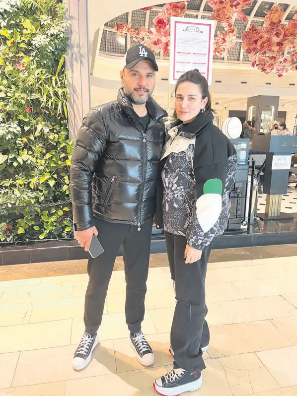 arabesk-ismin-unlu-ismi-hakan-tasiyan-sikinti-gunleri-geride-birakarak-muzik-dunyasina-geri-dondu-1646420526196.jpg Arabesk ismin ünlü ismi Hakan Taşıyan sıkıntı günleri geride bırakarak müzik dünyasına geri döndü-11