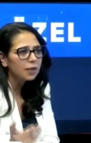 TİP'li Sera Kadıgil'in 'başörtüsüne anayasal güvence' hazımsızlığı! Fondaş kanalda provokatif sözler...