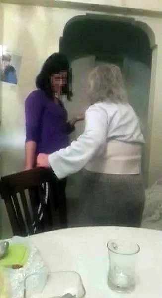 SON DAKİKA: Bakıcı şiddetine maruz kalan yaşlı kadının ablası konuştu: Beni de döverler diye korkuyorum-4