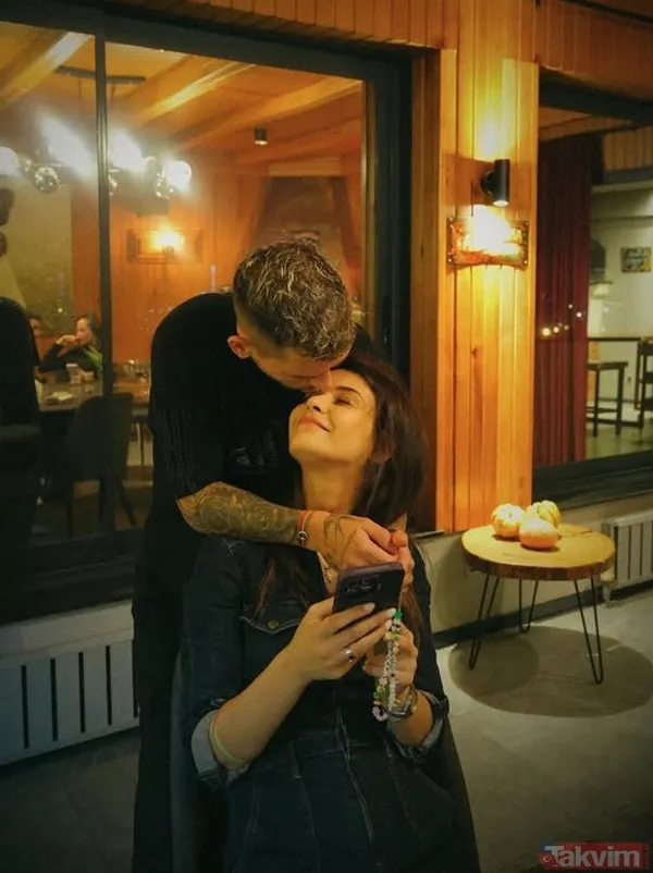 Bugün 100.maçına çıkan Galatasaray'ın futbolcusu Lucas Torreira'ya sevgilisi Devrim Özkan'dan destek paylaşımı gecikmedi.