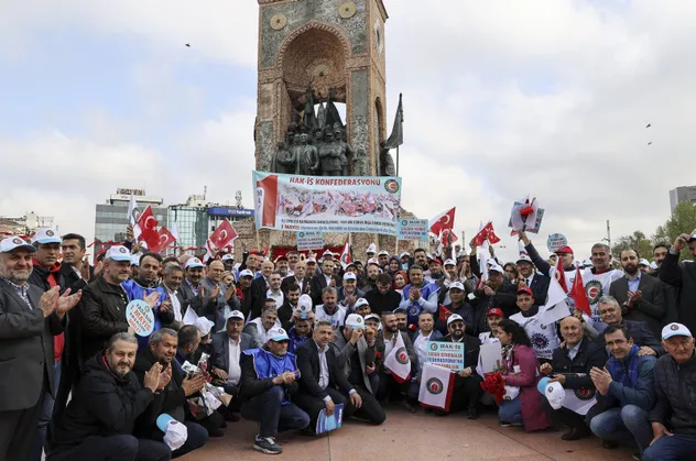 1 Mayıs Emek ve Dayanışma Günü kutlanıyor