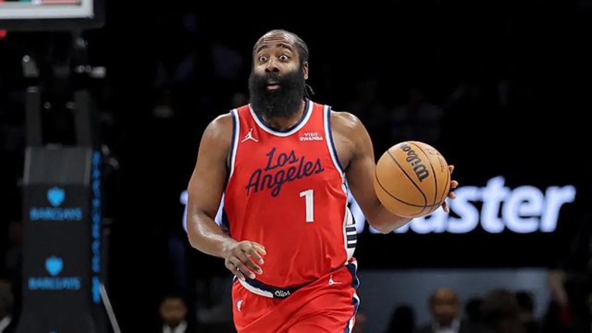 James Harden tarihe geçti!