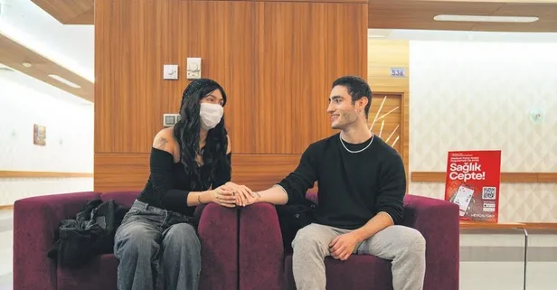 Sevginin gücü! İzmir'de lösemi tedavisi gören Nehir Yurtsever sürpriz evlenme teklifi sonrası nişanlandı