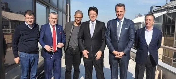 Alex'ten Juninho önerisi