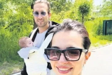 Melisa Aslı Pamuk’tan takipçilerini duygulandıran aile paylaşımı