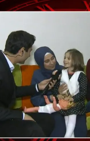 Suriyeli Hanin'e Külliye'den telefon