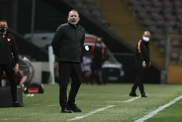 Sergen Yalçın’dan hakemlere sert eleştiri: Tek kelimeyle komedi!-2