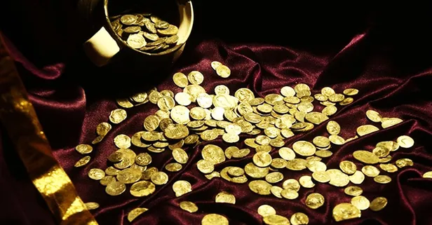 Tarlanın ortasında çılgın keşif gerçekleştirildi! Bulunan hazineye paha biçilemiyor